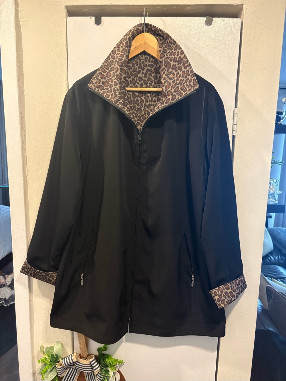 Gallery Reversible Leopard / Black Windbreaker Jacket Size 13/14